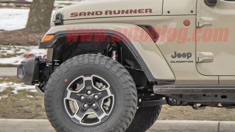 Jeep Gladiator Sand Runner foto spia