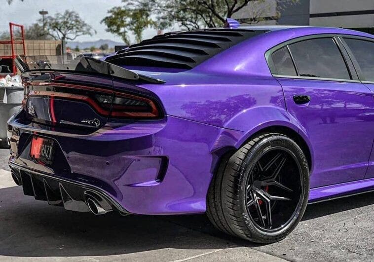 Dodge Charger SRT Hellcat ecco un esemplare widebody home made