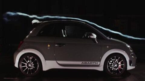 Abarth 695 70° Anniversario spoiler Assetto Variabile