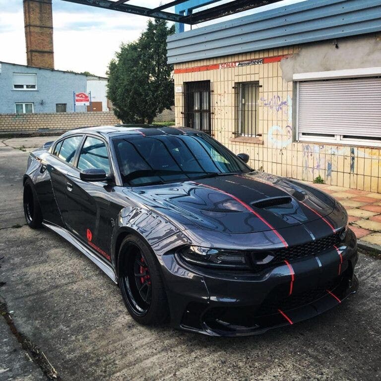 Dodge Charger Srt Hellcat Ecco Un Esemplare Europeo Modificato Clubalfait 5318