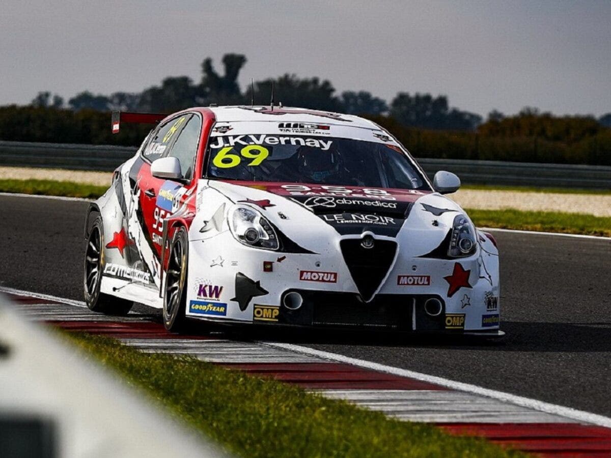 Ferrari dealer selling $180,000 Alfa Romeo Giulietta TCR race car