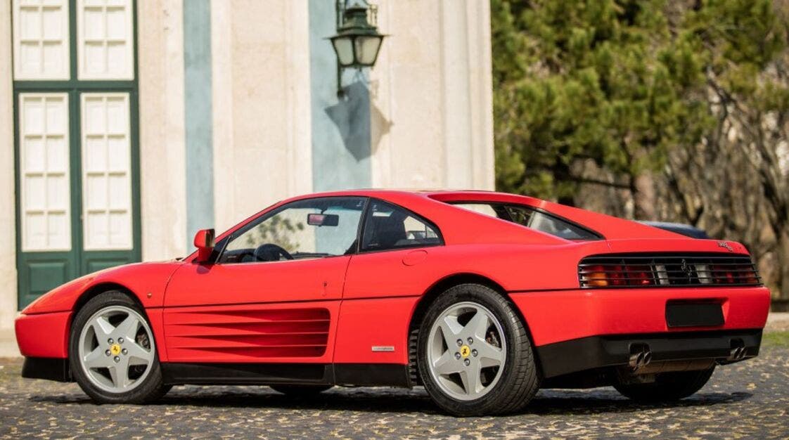 Carlos Menem e la sua Ferrari 348 TB regalata da un italiano - ClubAlfa.it