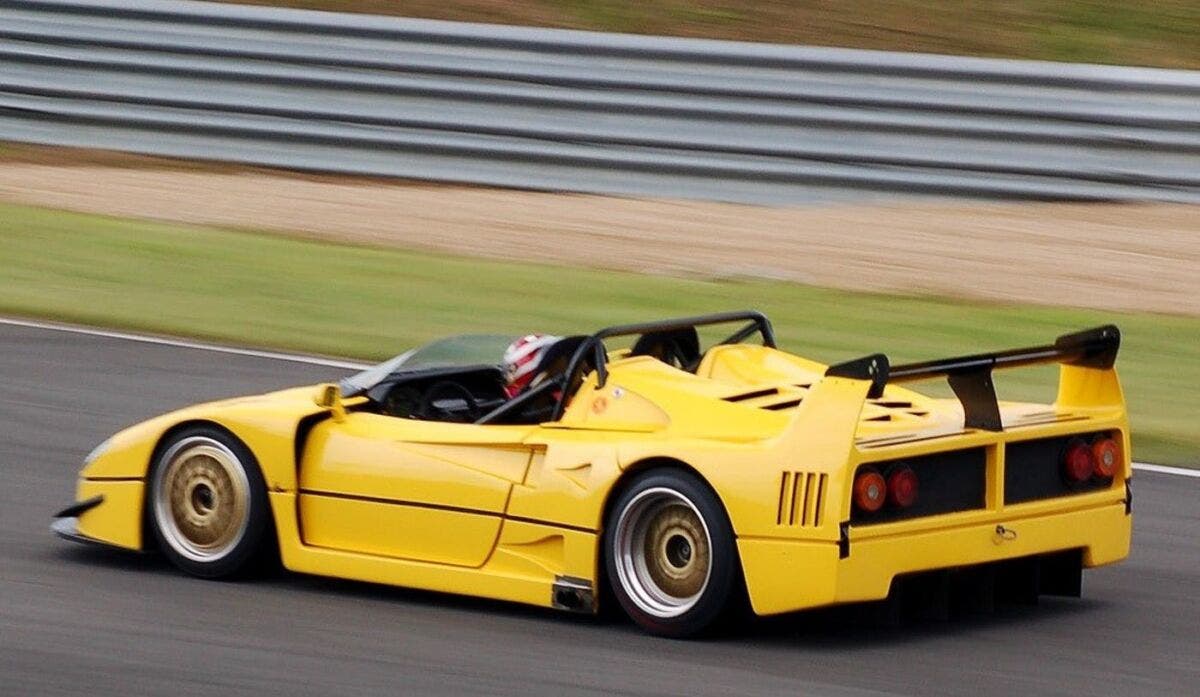 Ferrari F40 LM Barchetta