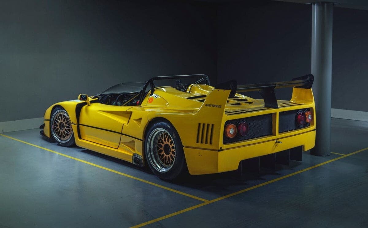 Ferrari F40 LM Barchetta