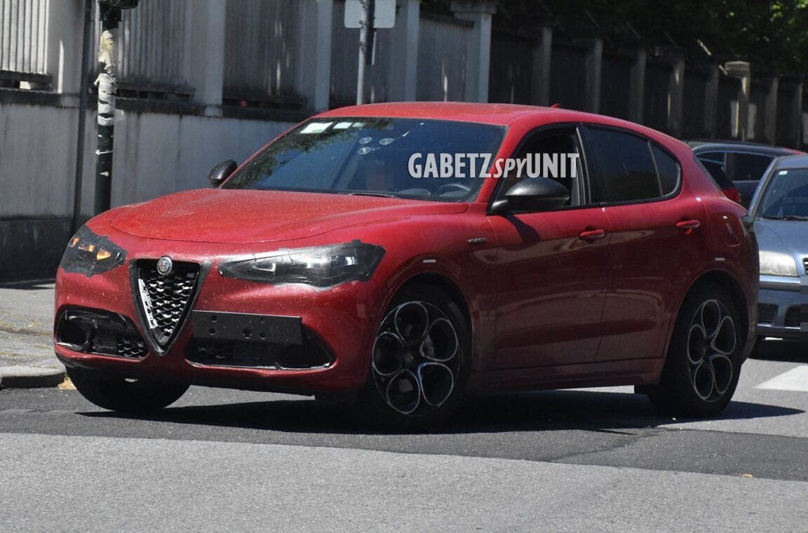 Alfa Romeo Stelvio Restyling: Ecco Come Cambia Il SUV [Foto Spia ...