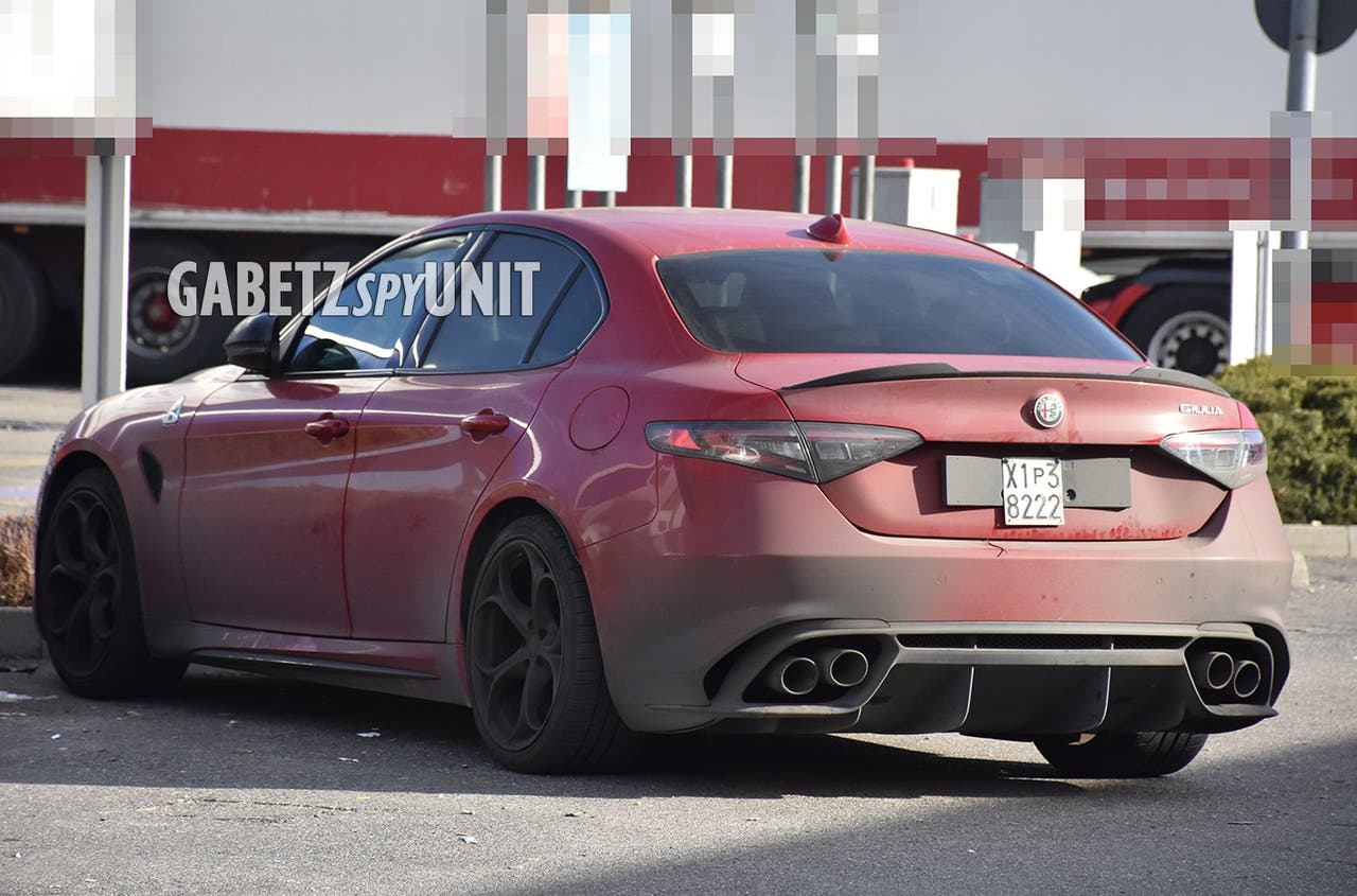 Alfa Romeo Giulia Quadrifoglio 2024 prototipo foto spia