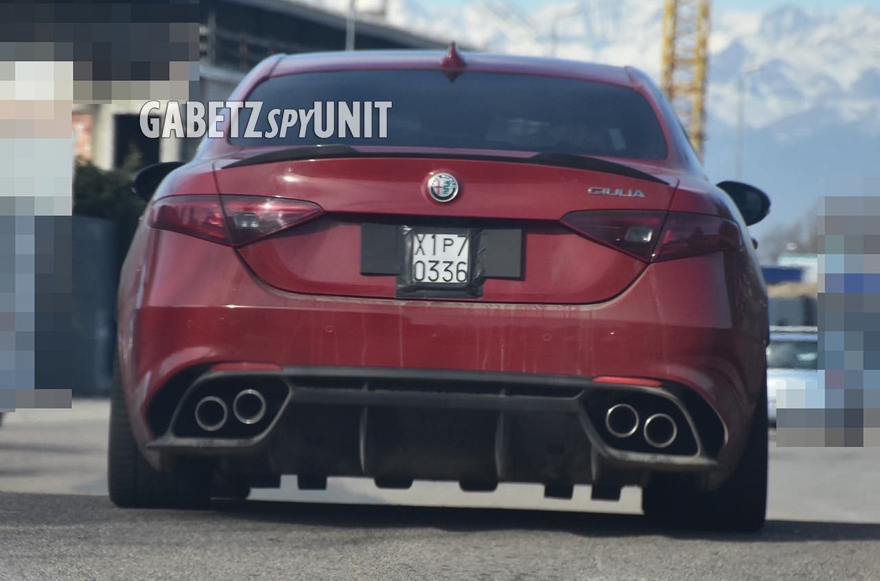 Alfa Romeo Giulia Quadrifoglio 2024 prototipo foto spia