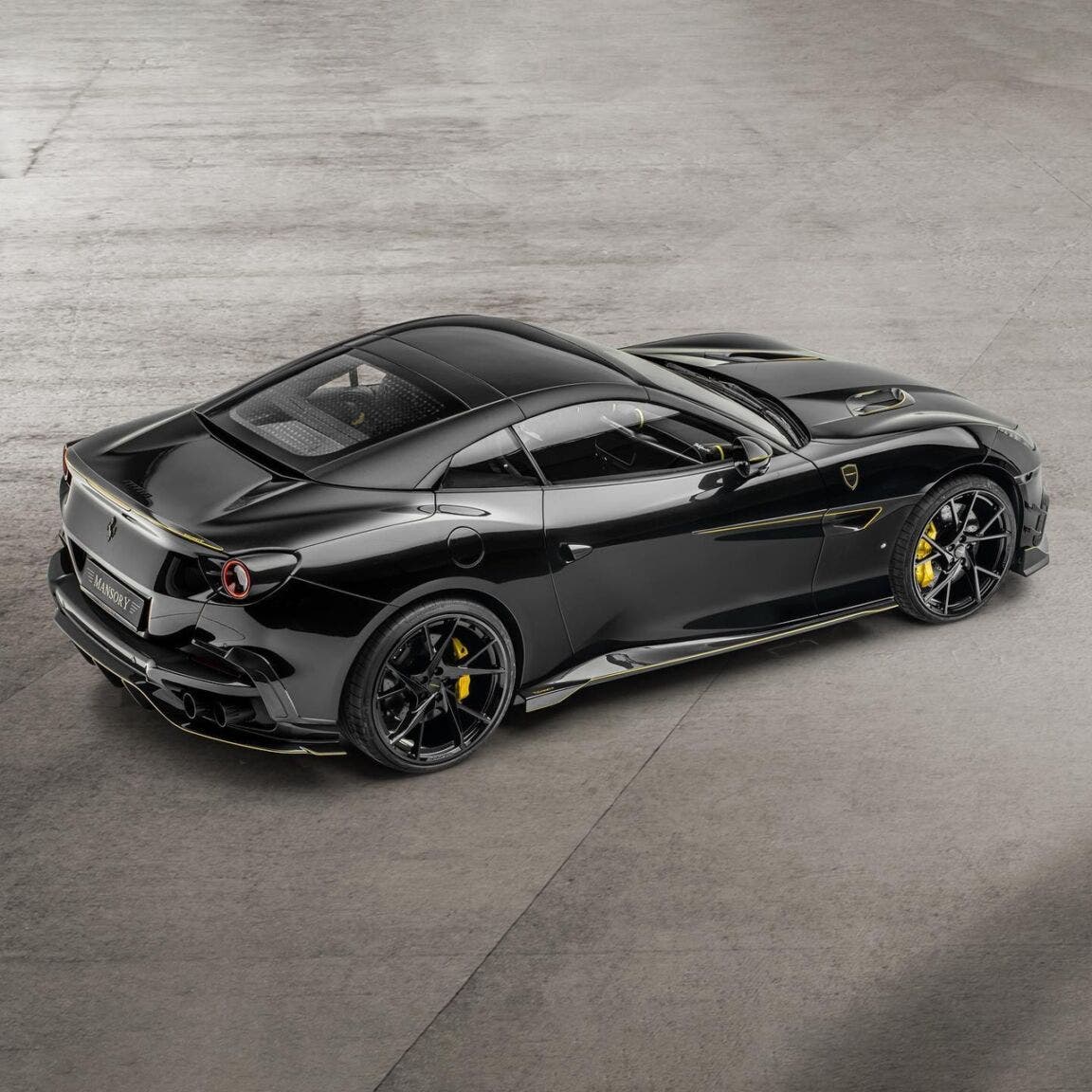 Ferrari Portofino M: Mansory presenta la sua versione modificata ...