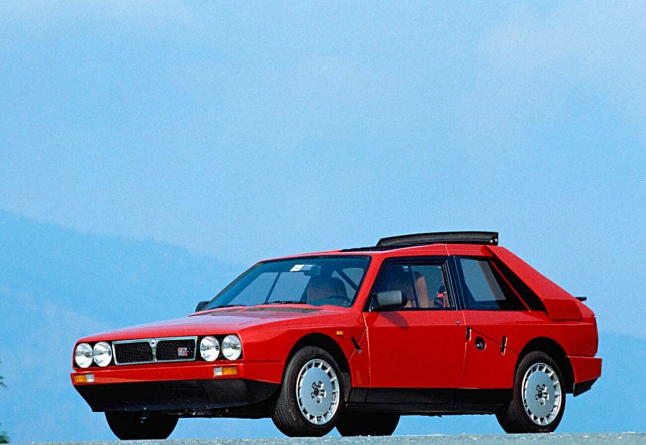 Lancia Delta S4 Stradale