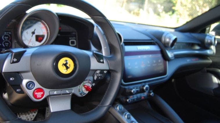Ferrari ci ripensa sul suo navigatore GPS