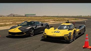 Drag race Ferrari Cadillac