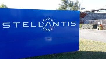 logo stellantis