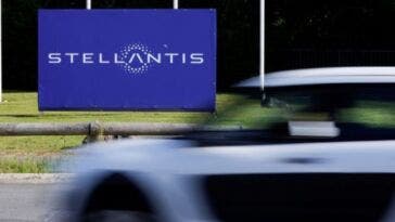 stellantis logo