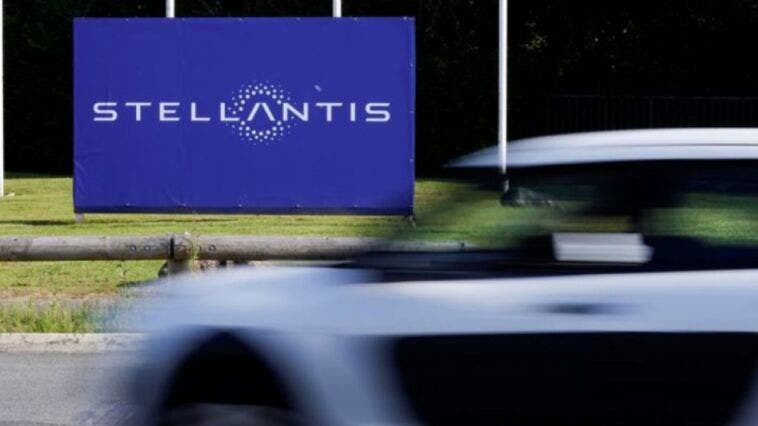 stellantis logo