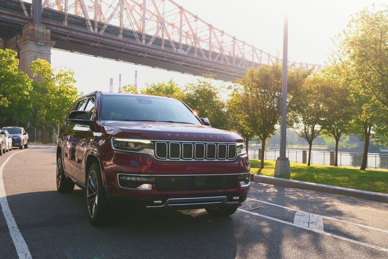 Jeep Wagoneer