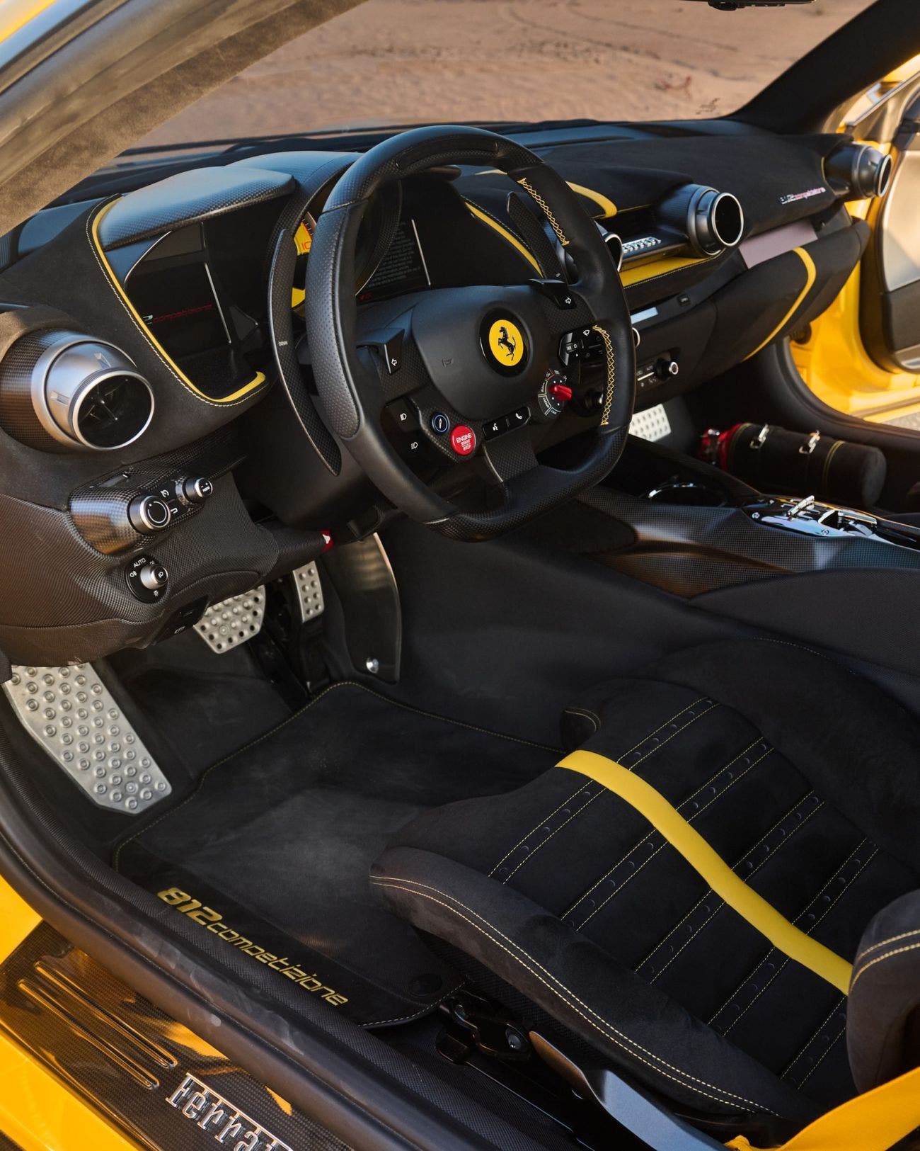 Ferrari 812 Competizione