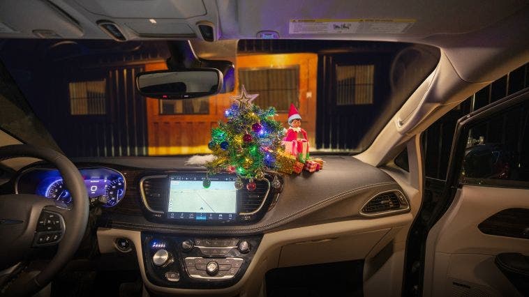 Chrysler Pacifica and The Elf on the Shelf