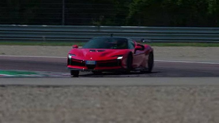 Ferrari SF90 XX Spider