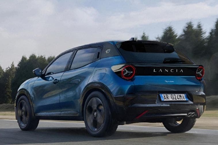 Nuovo Lancia SUV