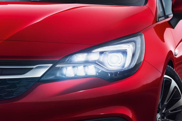 Tecnologia illuminazione Opel