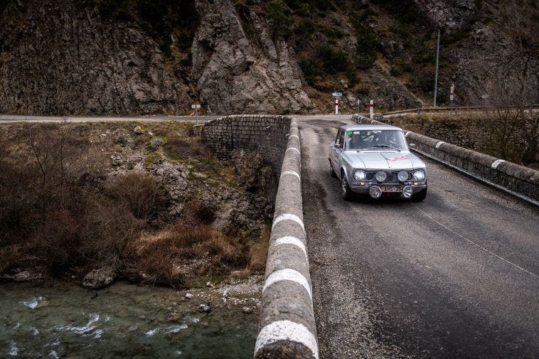 Alfa Romeo Giulia TI del 1965 vince il Rallye Monte-Carlo Historique 2025