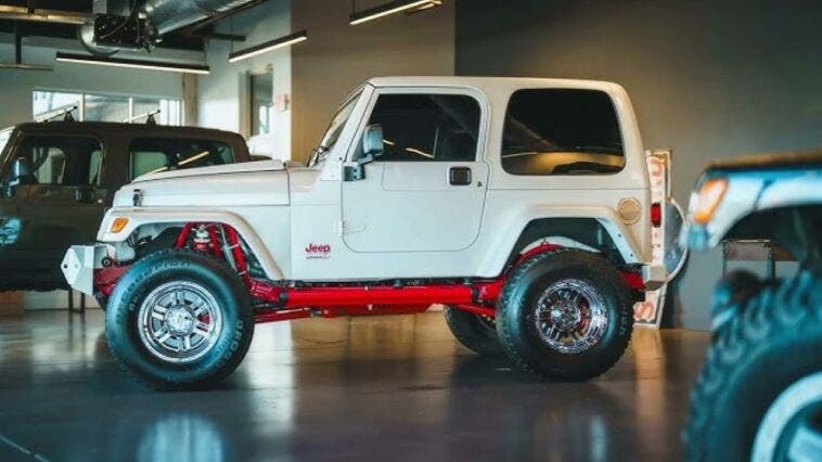 Jeep Wrangler con V10 VIPER