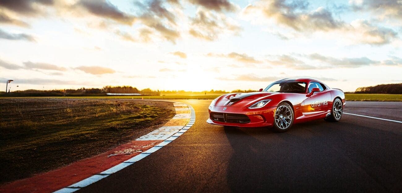 dodge viper SRT