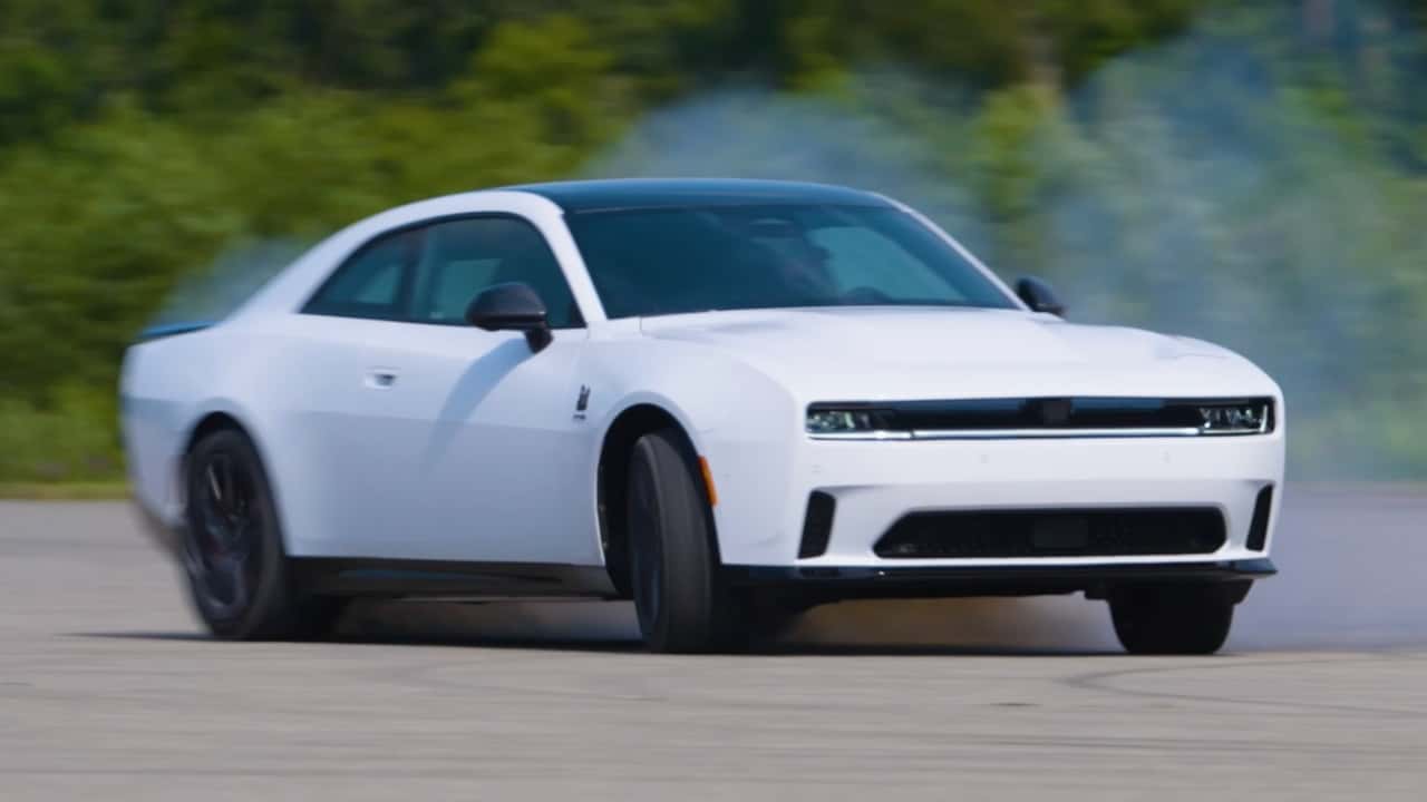 Dodge Charger elettrica: rivoluzione o tradimento della leggenda?