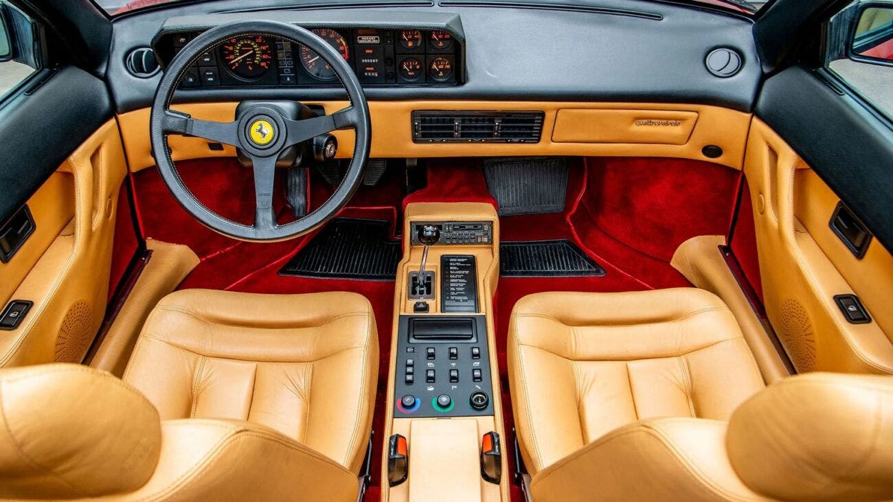 Ferrari Mondial 3.2 Cabriolet